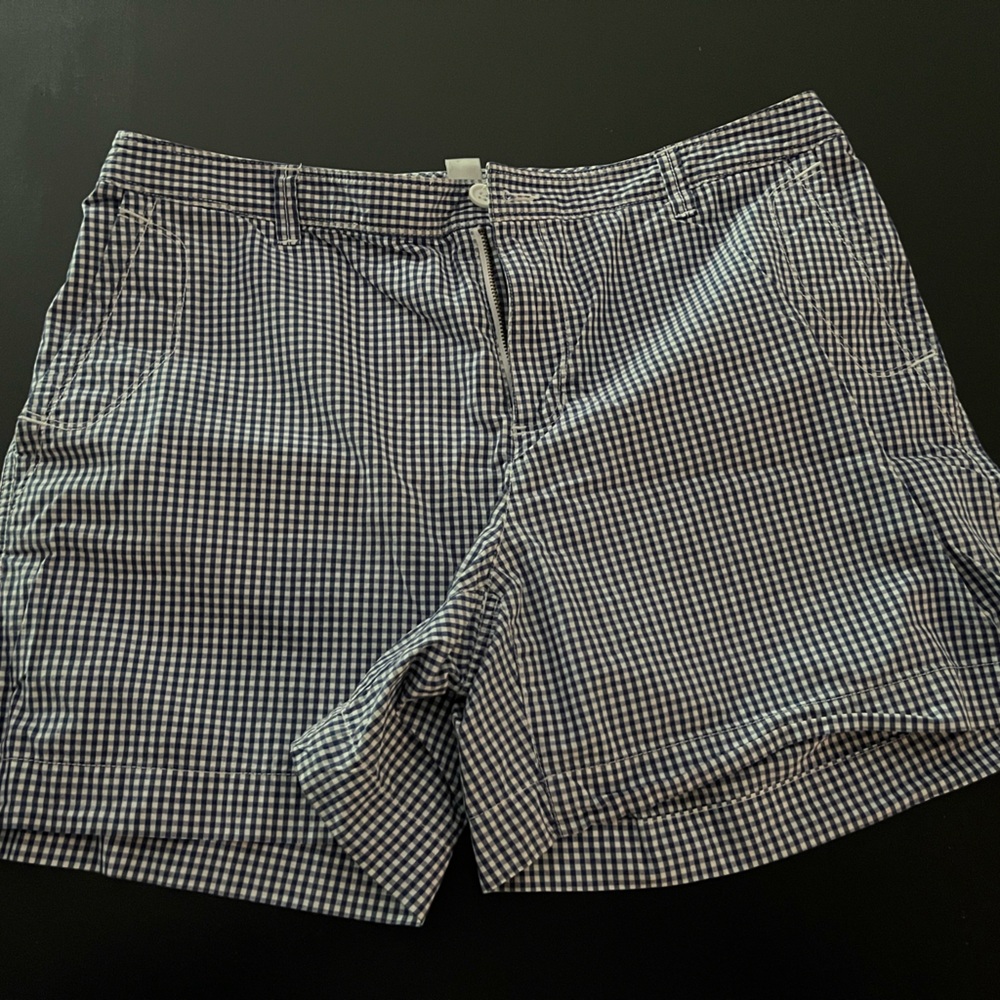 Liz Claiborne Women’s gingham shorts (blue/white, 12)